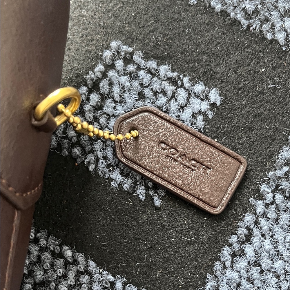Coach Maple Leather Shoulder Bag - Picture 2 of 5